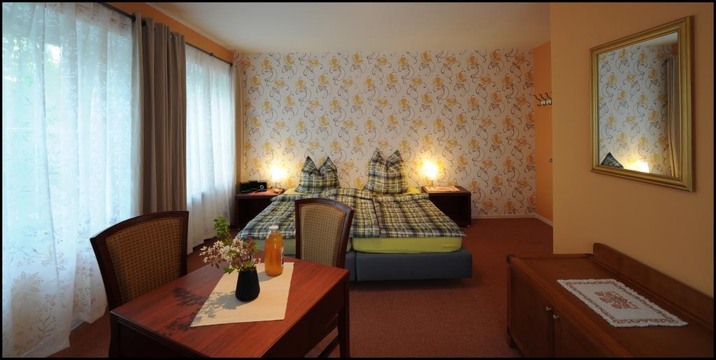 Das Haus Am Teich Gross Grabow Екстер'єр фото