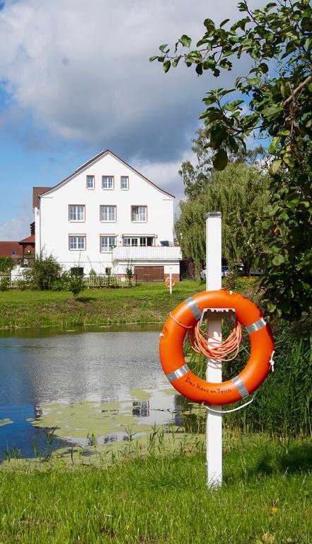 Das Haus Am Teich Gross Grabow Екстер'єр фото